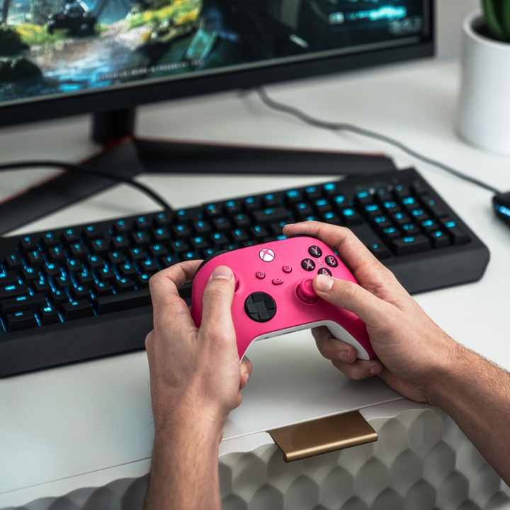 Immagine prodotto Microsoft Controller wireless Xbox - Rosa intenso (PC, Xbox Series X, Xbox One X, Xbox One S, Xbox Serie S)