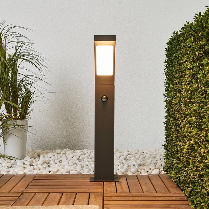 Actual product image Lucande Juvia Outdoor Garden Light w/Sensor Graphite/Opal (520 lm, IP54)