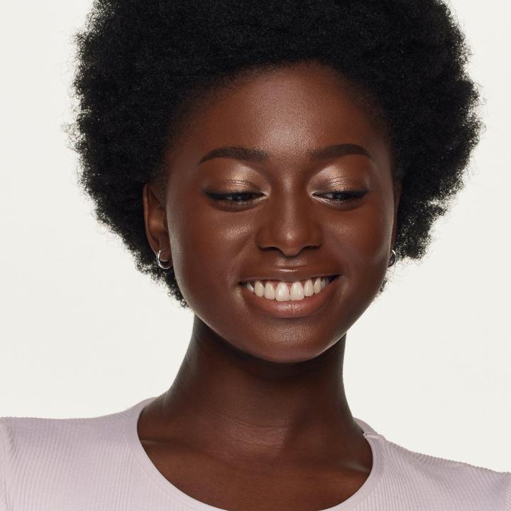 Actual product image essence Curl Fixing Lash Base