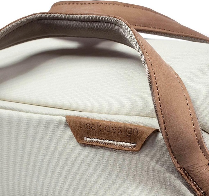 Actual product image Peak Design Everyday Totepack (Photo backpack, 20 l)