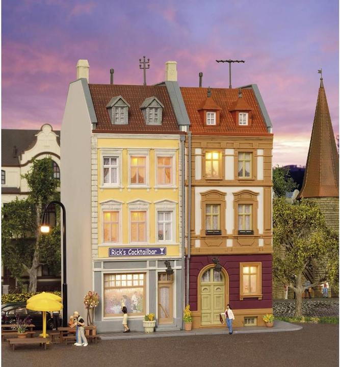 Image du produit Kibri 38383 H0 Maison sur la place Ballhaus