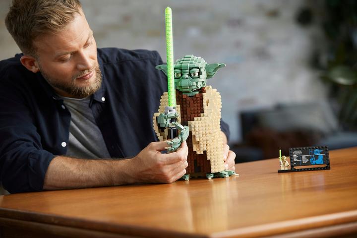 Actual product image LEGO Yoda (75255, LEGO Star Wars)