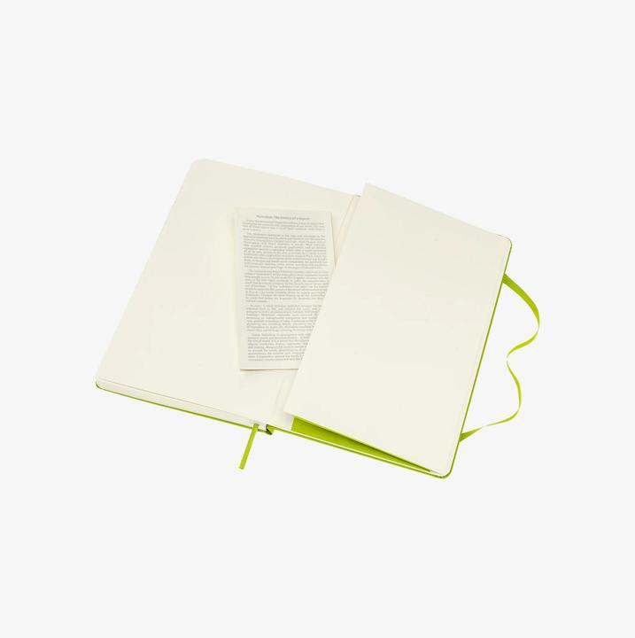 Actual product image Moleskine Notebook HC L/A5 (A5, Plain)