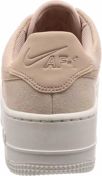 Image du produit Nike Baskets (37.5)