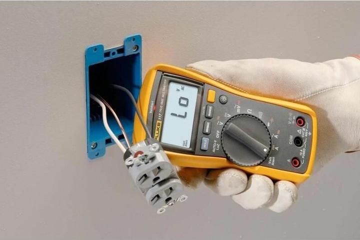 Immagine prodotto Fluke Multimetro 117 (CAT III, Multimetro portatile)