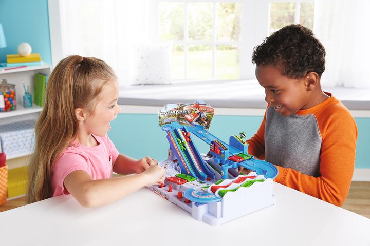 Productafbeelding Super Mario - Kart Racing (Meertalig)