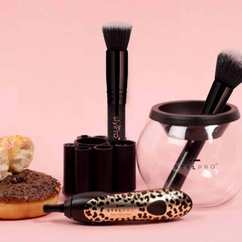 Actual product image Stylideas Cheetah Stylpro Brush Cleaner Gift Set