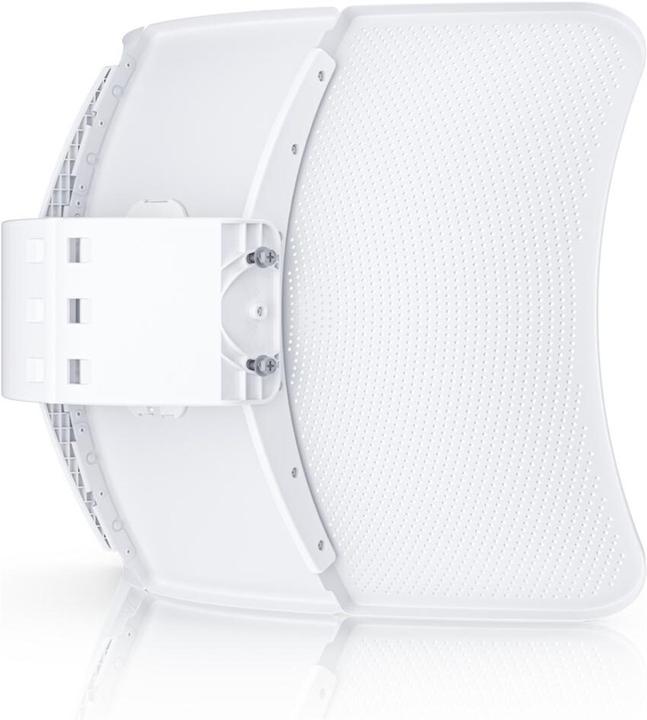 Actual product image Ubiquiti LBE-5AC-XR - Extreme-range 30km+ AirMax subscriber radio (450 Mbit/s)