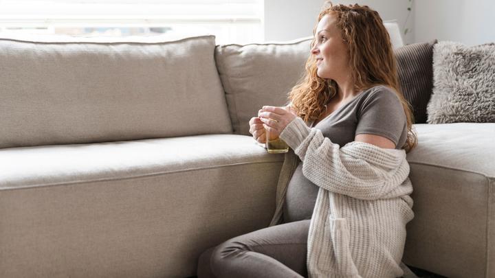 Produktbild False Babys Only Umstandsshirt Glow mit Stillfunktion, hazel brown