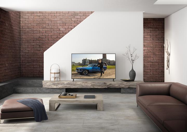 Actual product image Panasonic TX-43HXW944 (43", LCD, 4K, 2020)