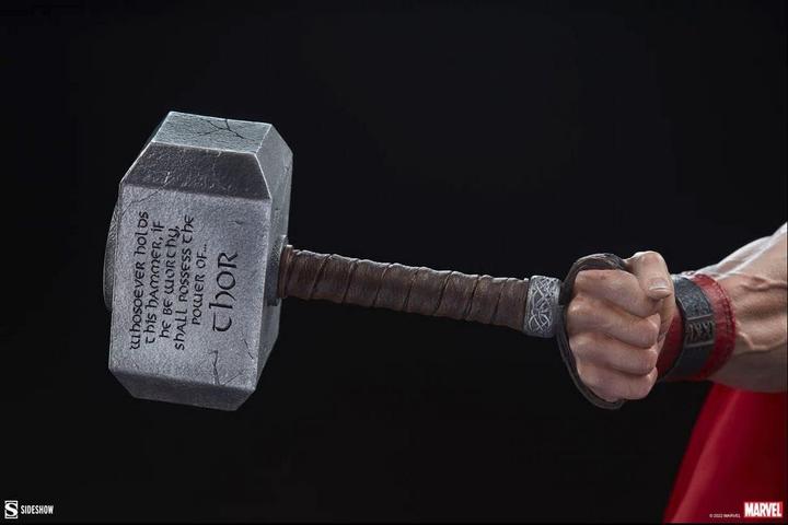 Actual product image Sideshow Marvel statuette Premium Format 1/4 Thor 56 cm