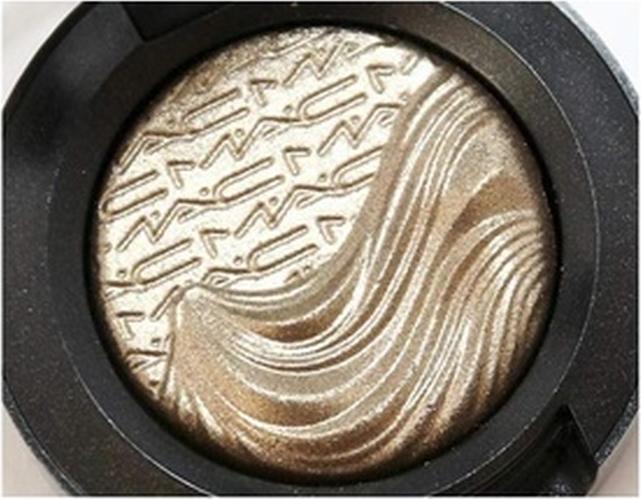 Produktbild MAC Cosmetics Extra Dimension Eye Shadow (Sea Worship)