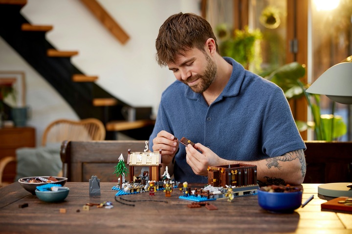 Produktbild LEGO Wikingerdorf (21343, LEGO Ideas, LEGO Seltene Sets)
