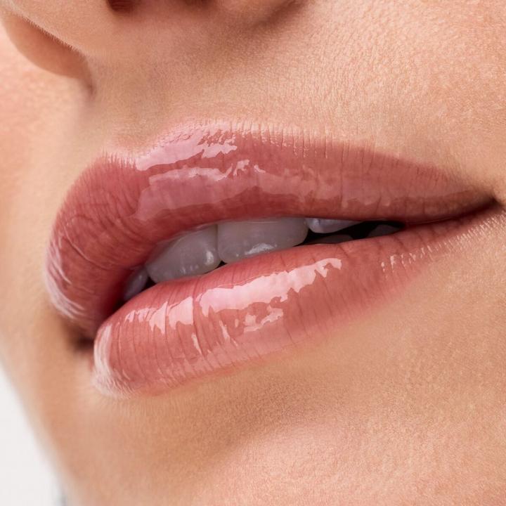 Immagine prodotto Catrice Peptide Bliss Glossy Lip Balm (#7E372B)