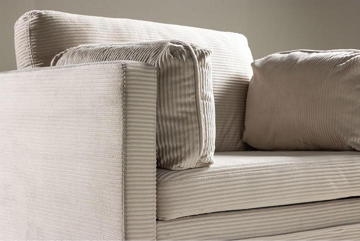 Actual product image Venture Home Boom