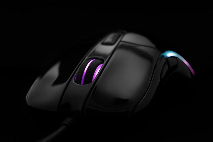 Actual product image Deltaco RGB USB gaming mouse with glossy look (Cable)