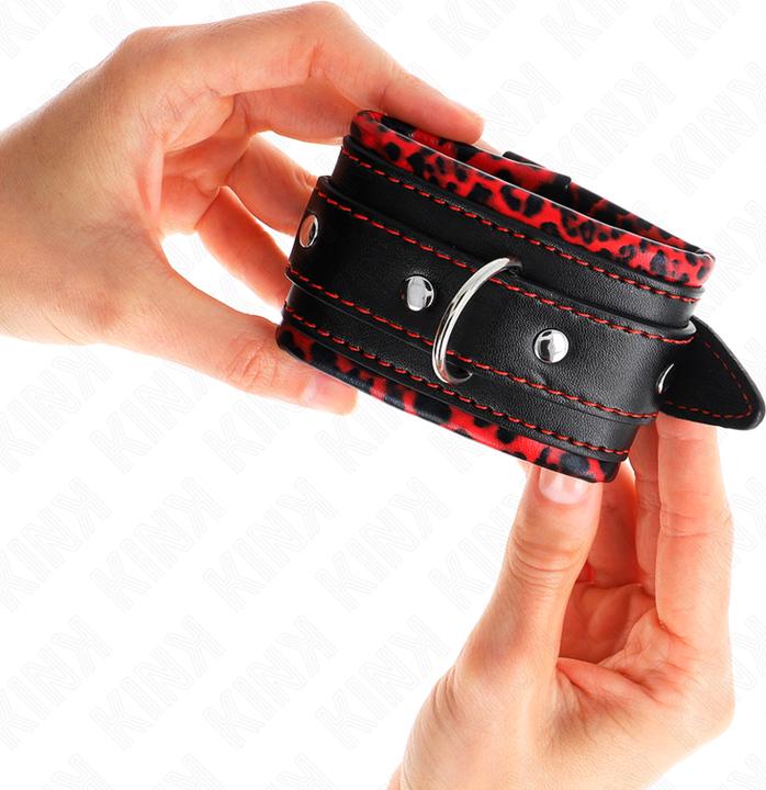 Produktbild Kink Pelzgefãoetterte Handgelenkfesseln Rot/Schwarz Verstellbar 17-29 cm X 6 cm