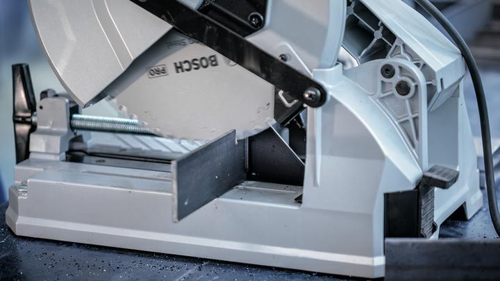 Produktbild Bosch Professional Zubehör PRO Steel Kreissägeblatt, 305 x 2,2 x 25,4 mm, T72