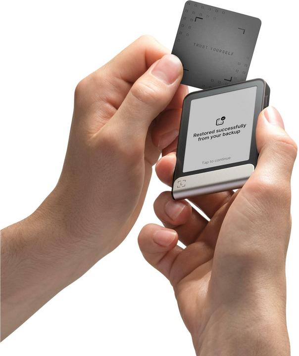 Actual product image Ledger Flex - Graphite inkl. Recovery Key (Bitcoin, Ethereum Classic)