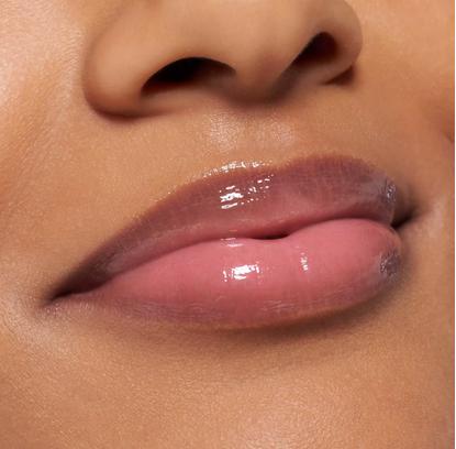 Actual product image essence extreme shine volume lipgloss (19 Frosted Fairy)