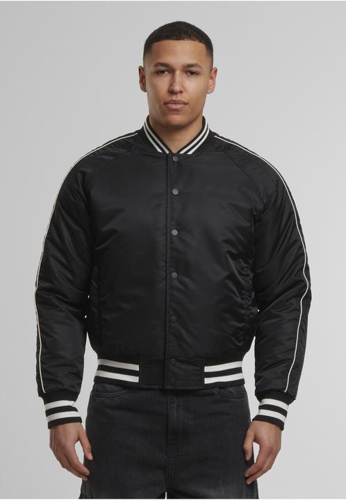 Actual product image Urban Classics Racer (L)
