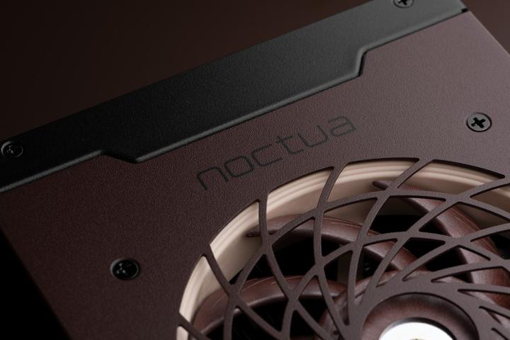 Productafbeelding Noctua PRIME TX-1600 Edition (schwarz, 2x 12VHPWR, 6x PCIe, Kabel-Management, 1600 Watt) (1600 W)