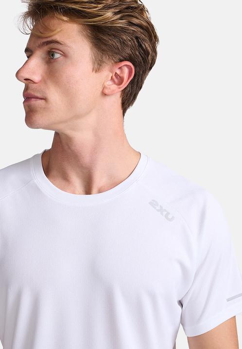 Actual product image 2XU Aero Tee (S)