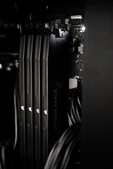 Image du produit Action 5901443407201 (Intel Core i7-14700K, 96 Go, 3000 Go, GeForce RTX 4070 Ti Super)