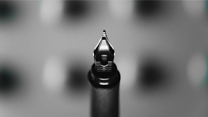 Image du produit Faber-Castell GRIP 2011 - Stylo plume (Argent, 1 x)