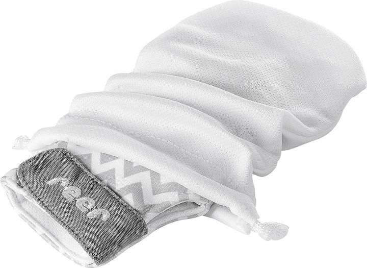 Actual product image Reer Toothed mitten (3 Months - 2 years)