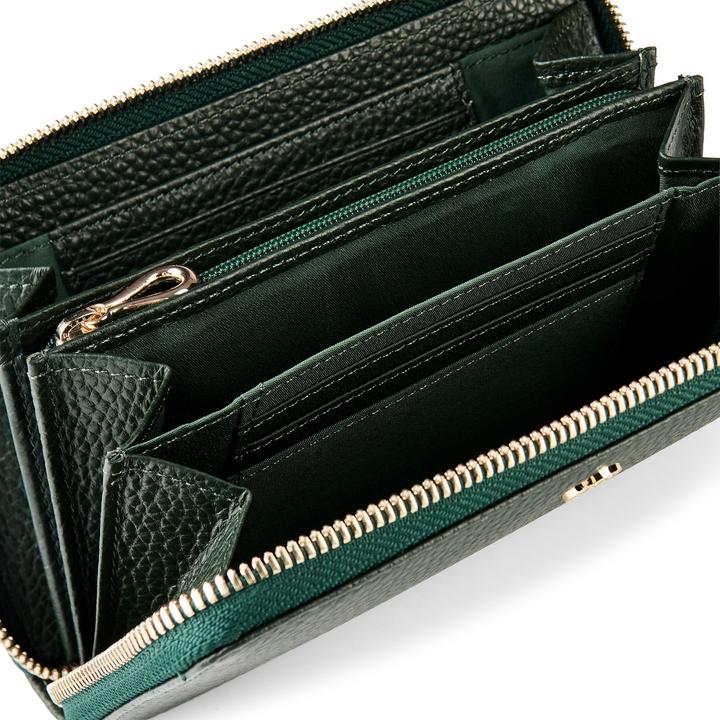 Actual product image Esquire Alexandria Wallet