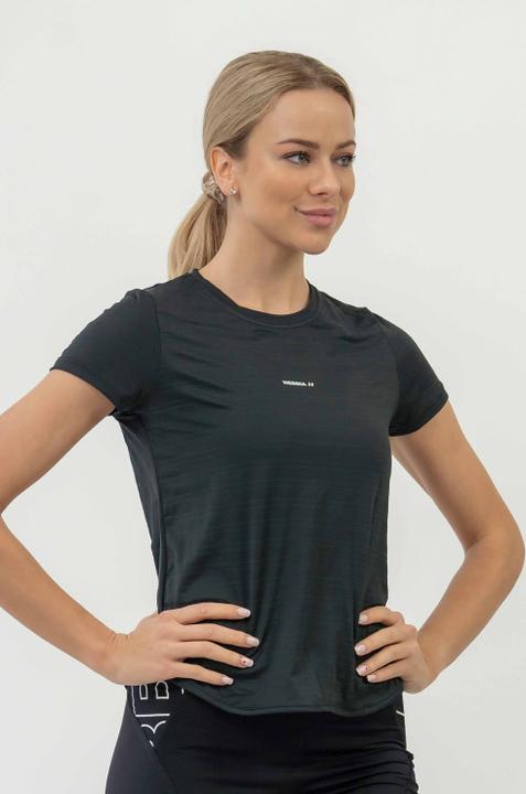 Actual product image Nebbia Fit Activewear T-Shirt "Airy" with Reflective Logo 438 black (L)