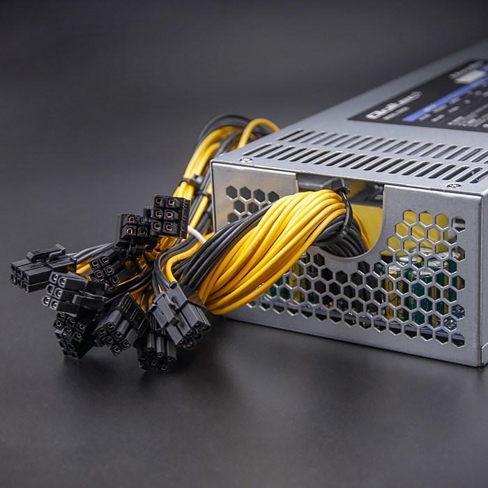 Actual product image Qoltec 50350 POWER SUPPLY 1850W PCI-E 80 Plus Platinum Gaming Miner (1850 W)