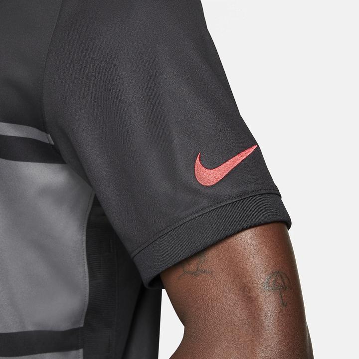 Actual product image Nike DB5900-011 (XXL)