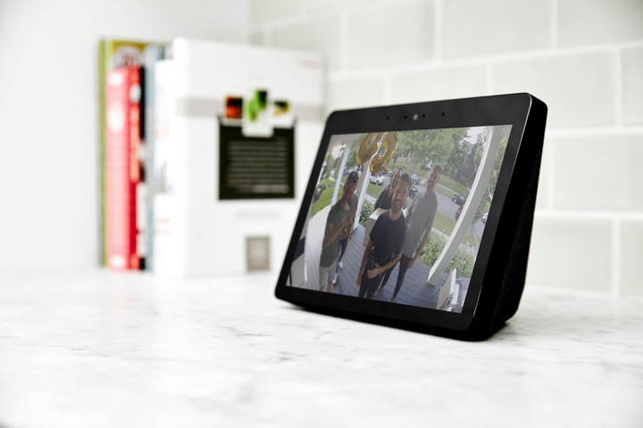Immagine prodotto Arlo Pro 3 Spotlight, kit 4 telecamere bianche (2560 x 1440 Pixels)