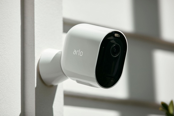Immagine prodotto Arlo Pro 3 Spotlight, kit 4 telecamere bianche (2560 x 1440 Pixels)