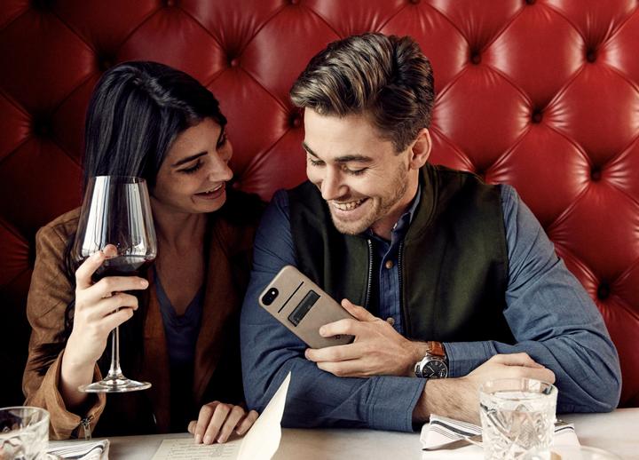 Produktbild TwelveSouth Relaxed Leather Case für iPhone 7 / 8 (4.7") Warm Taupe (Apple iPhone 7)