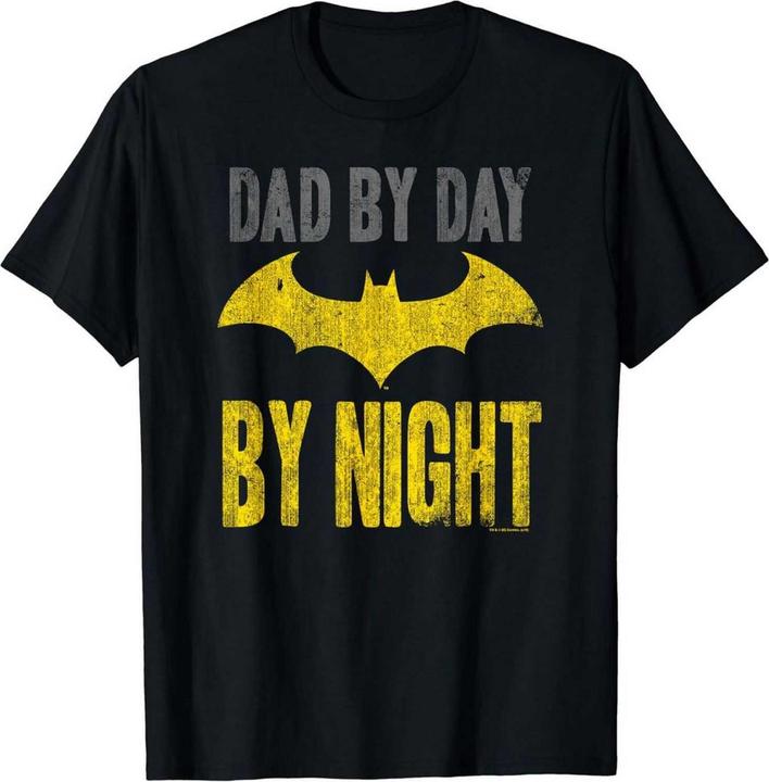 Produktbild Batman Dad By Day TShirt (S)