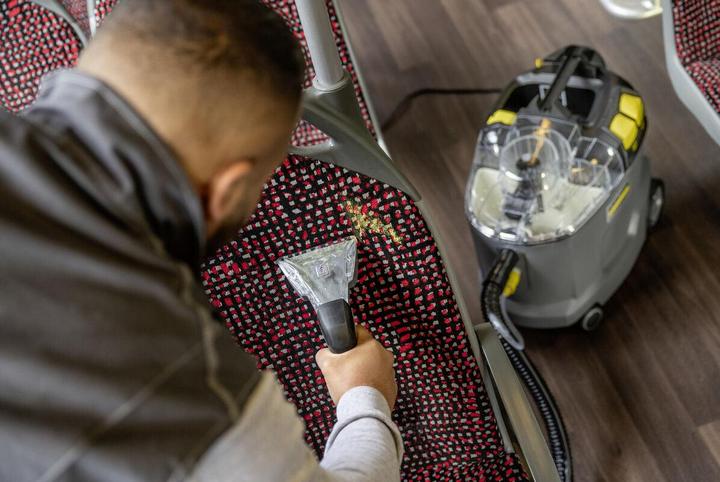 Produktbild Kärcher Professional Puzzi 8/1