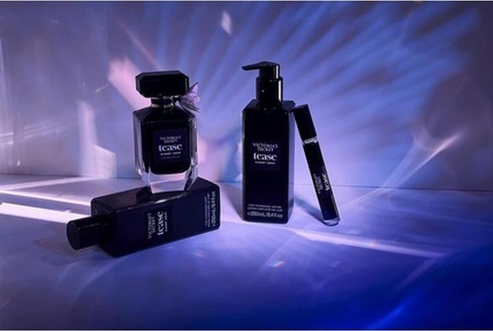 Image du produit Victoria's Secret Tease Candy Noir Brume pour le corps 250ml (250 ml, Brume corporelle)