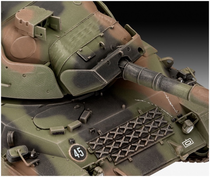 Actual product image Revell Leopard 1A5