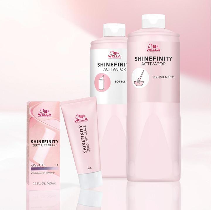 Actual product image Wella Shinefinity Bottle Activator