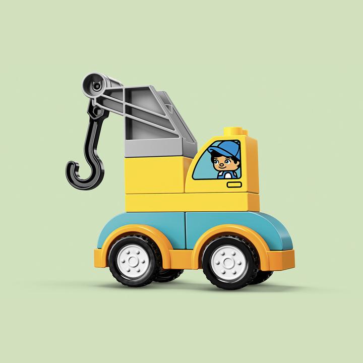 Actual product image LEGO DUPLO My first tow truck (10883)