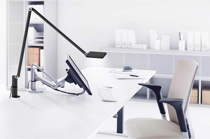 Actual product image Novus Attenzia task clamb 1 (742 lm)