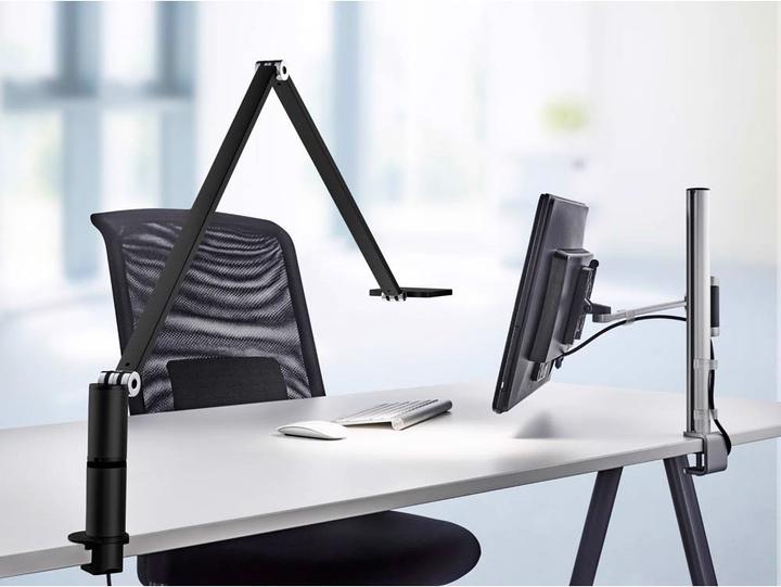 Actual product image Novus Attenzia task clamb 1 (742 lm)