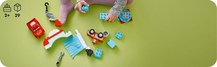 Actual product image LEGO Lightning McQueen and Mater in the car wash (10996)