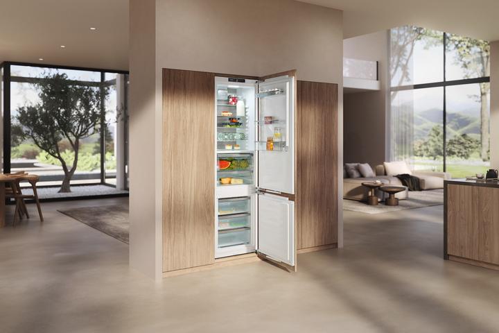 Produktbild Miele KFN 7844 C (273 l)