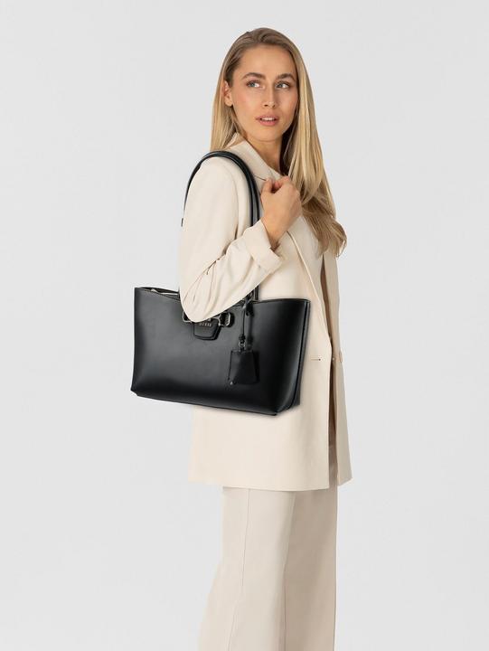 Actual product image Guess Janie Girlfriend Carryall