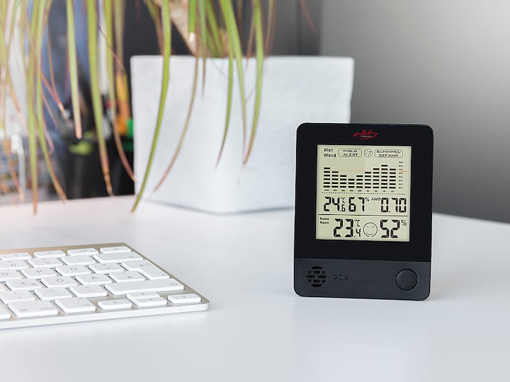 Produktbild Infactory 2in1-Thermometer & Hygrometer mit Schimmel-Alarm