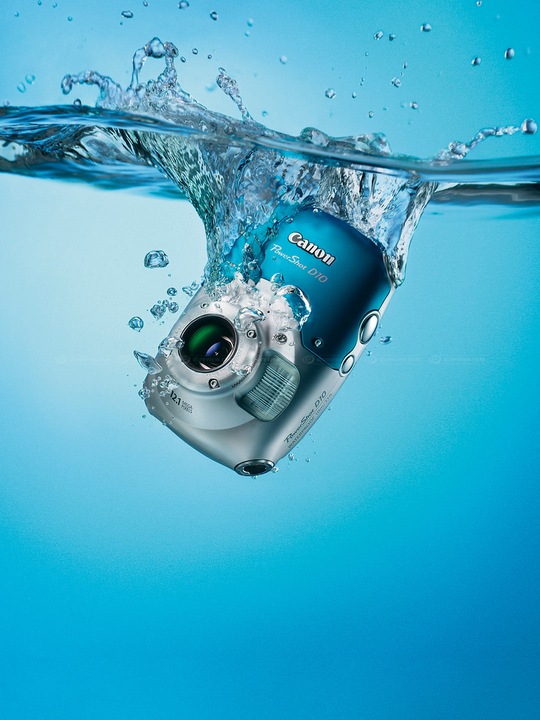 Actual product image Canon PowerShot D10, 12 megapixel, adventure camera (100 mm, 12 Mpx, 1/2,3'')